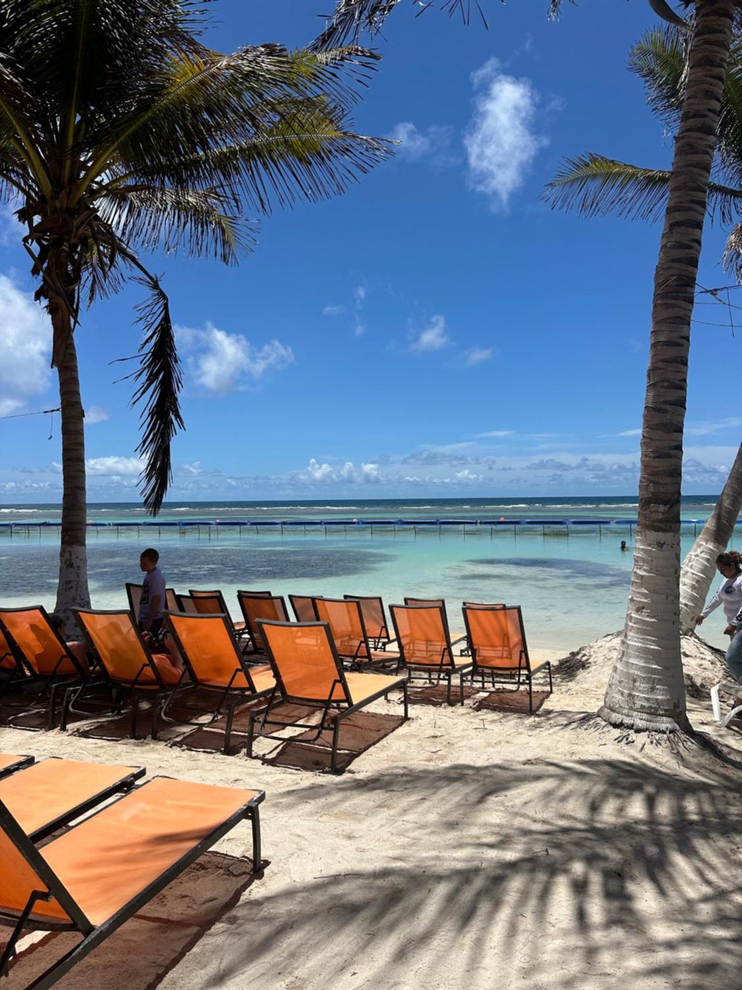 Oneiro Suites With Sea View Mahahual Buitenkant foto