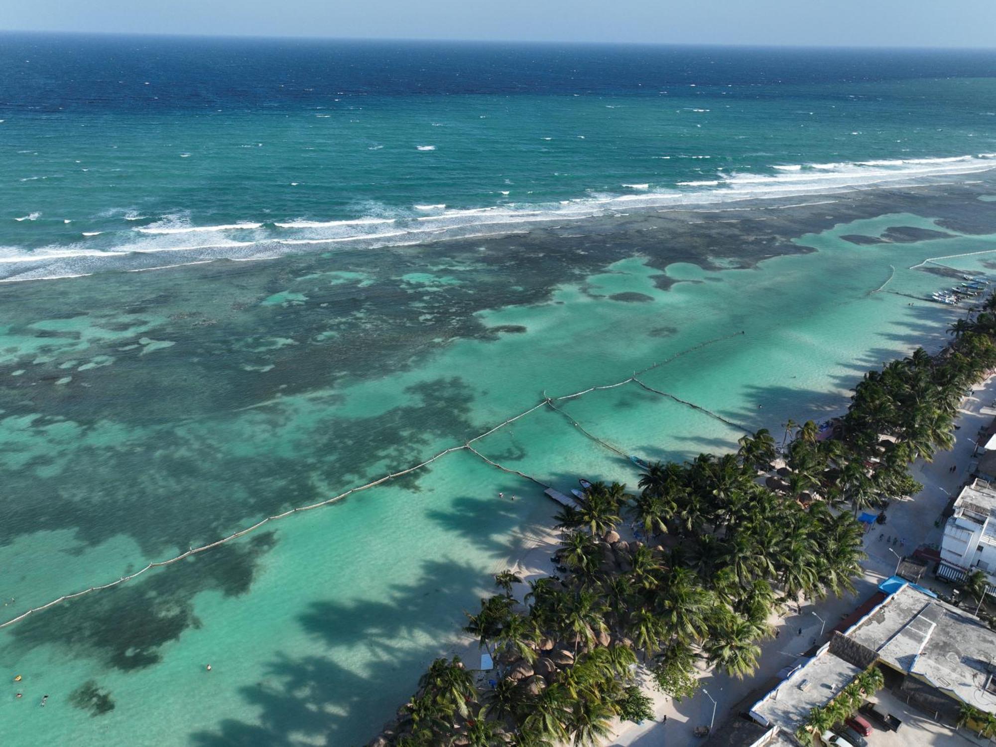 Oneiro Suites With Sea View Mahahual Buitenkant foto